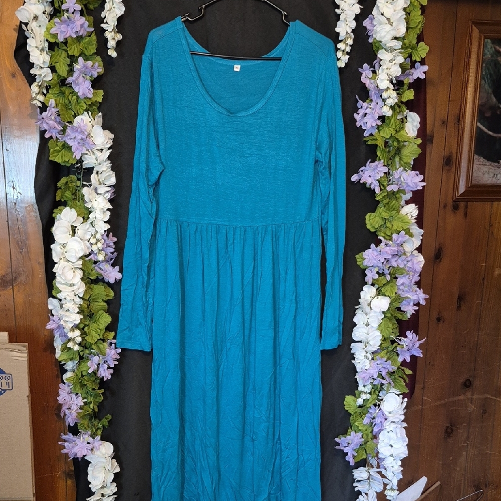 Elegant Teal Long Sleeve Dress